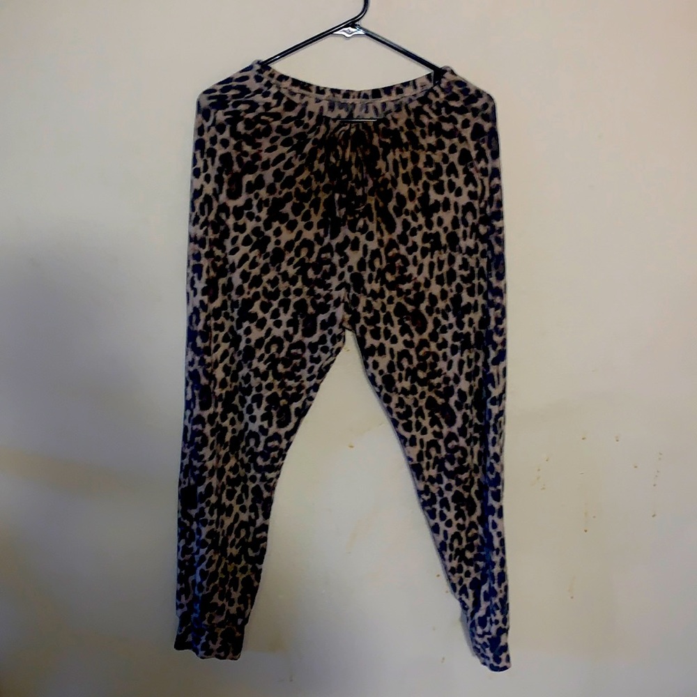 Leaped print Victoria’s Secret pajamas